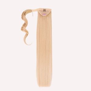 Insert name here Miya ponytail in champagne blonde